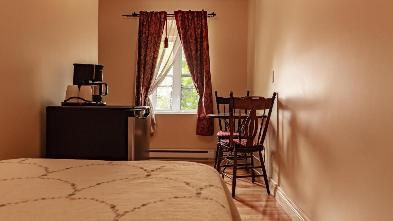 Auberge Akamaraska Kamouraska Exteriör bild